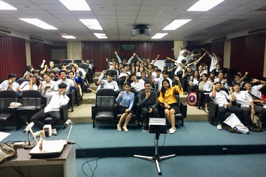 38871690_10214315328410548_595239470307999744_n