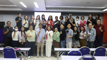 LINE_ALBUM_25566_230525_0