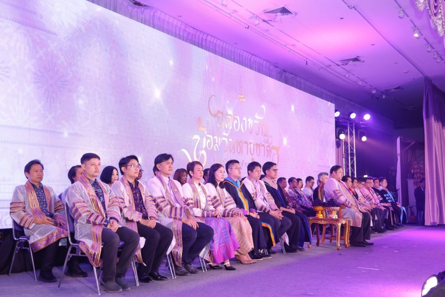 LINE_ALBUM_21868_250821_16